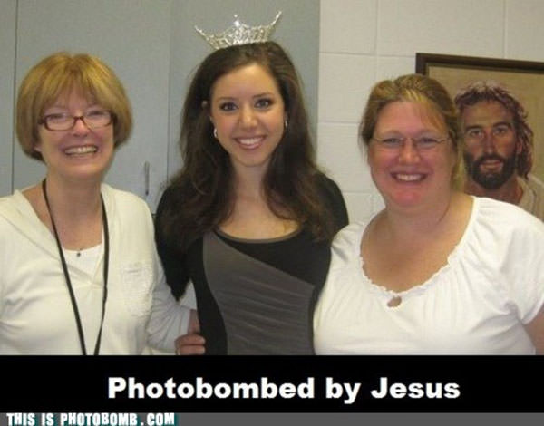 Tickled #168: Funny Jesus Photobomb